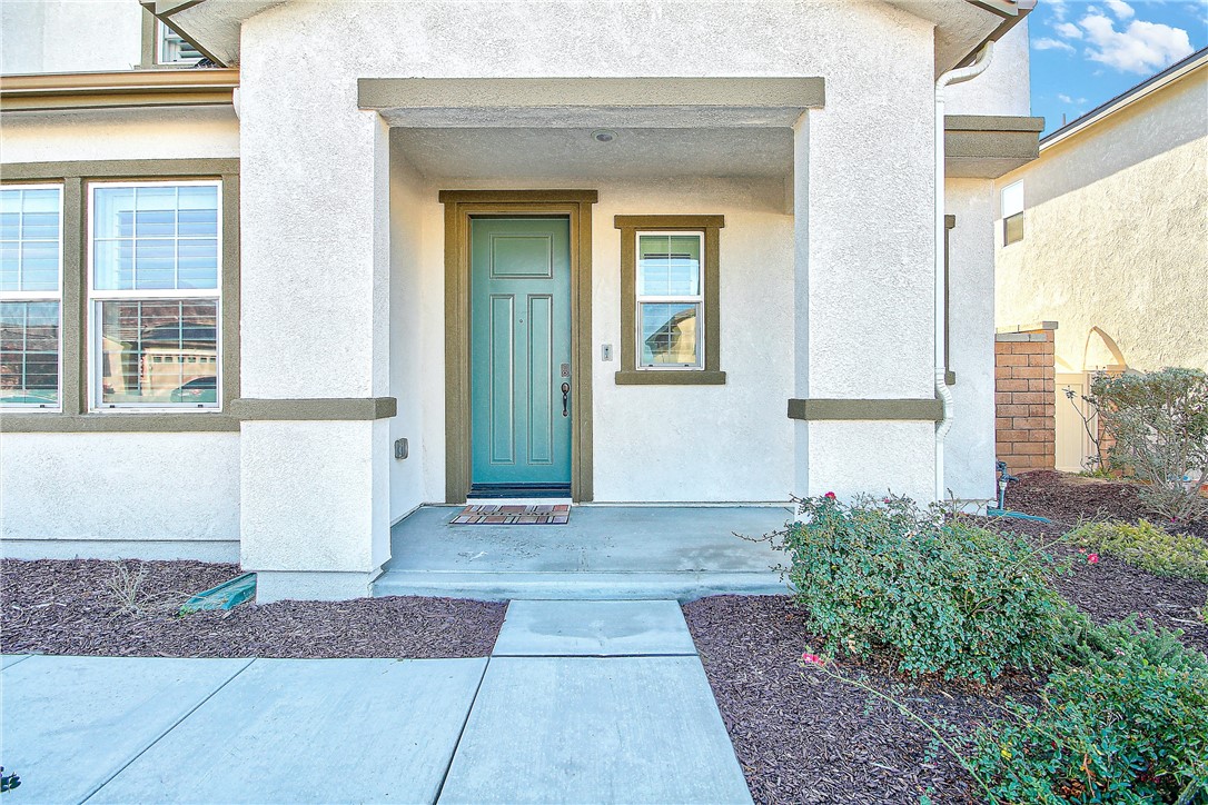 Detail Gallery Image 5 of 68 For 21147 Mill Valley Ct, Riverside,  CA 92507 - 5 Beds | 4/1 Baths