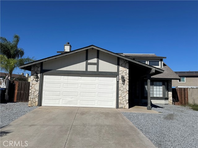 Detail Gallery Image 2 of 14 For 1748 Starboard, Perris,  CA 92571 - 3 Beds | 2/1 Baths