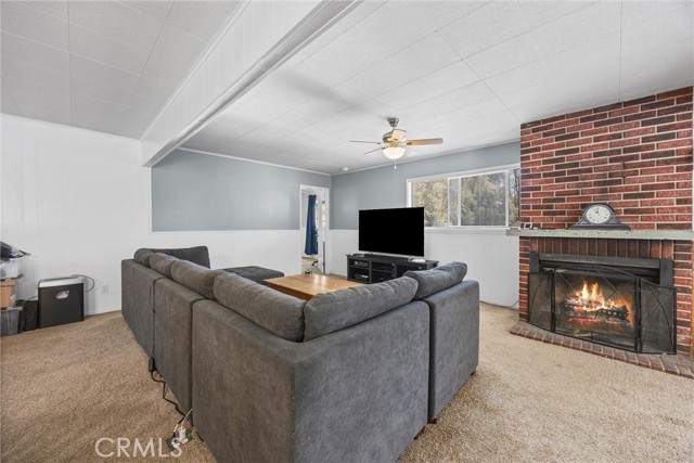 4111 Grant Trail, Frazier Park CA: https://media.crmls.org/medias/8534e69d-9ad0-4ba6-9b83-e37424f8a4d0.jpg