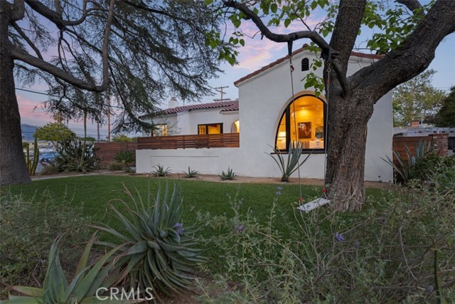 Detail Gallery Image 4 of 43 For 312 W Lutge Ave, Burbank,  CA 91506 - 3 Beds | 2 Baths