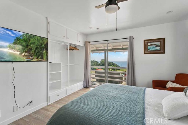 Detail Gallery Image 13 of 34 For 27535 Pacific Coast, Malibu,  CA 90265 - 4 Beds | 4 Baths