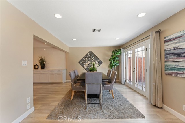 Detail Gallery Image 10 of 57 For 21 Queens Wreath, Irvine,  CA 92612 - 4 Beds | 2/1 Baths