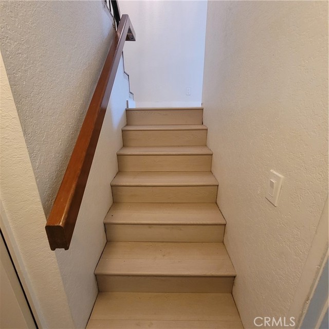 Detail Gallery Image 6 of 12 For 2309 E Curtis Ct, Glendora,  CA 91741 - 2 Beds | 3 Baths