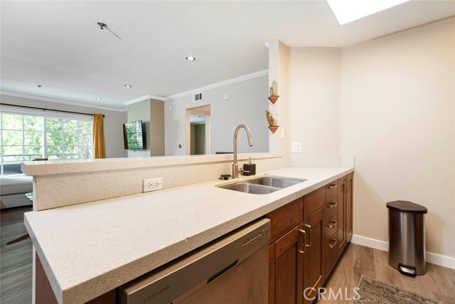 Detail Gallery Image 24 of 57 For 4401 Sepulveda Bld #203,  Sherman Oaks,  CA 91403 - 3 Beds | 2 Baths