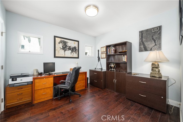 Detail Gallery Image 15 of 35 For 229 Covina, Long Beach,  CA 90803 - 3 Beds | 2 Baths