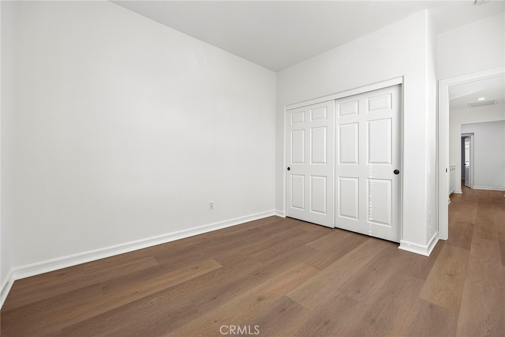 https://media.crmls.org/medias/853890e5-38d0-47fc-a0ab-a94b637e41b7.jpg?preset=X-Large