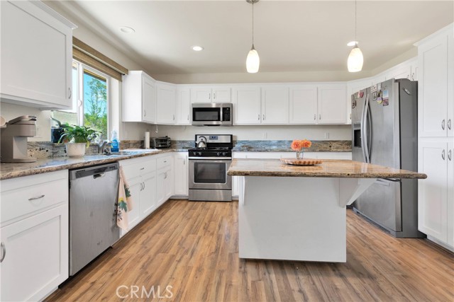 Detail Gallery Image 48 of 75 For 30881 Pawnee St, Lucerne Valley,  CA 92356 - 6 Beds | 4/1 Baths