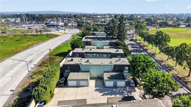 2 Bed Home for Sale in Costa Mesa, California
