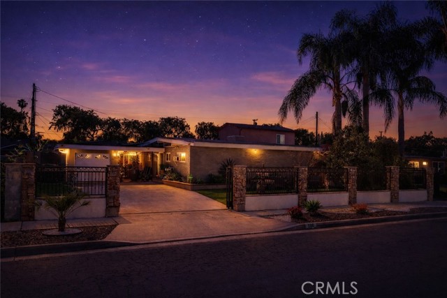 Front Image Thumbnail for CROC26041622