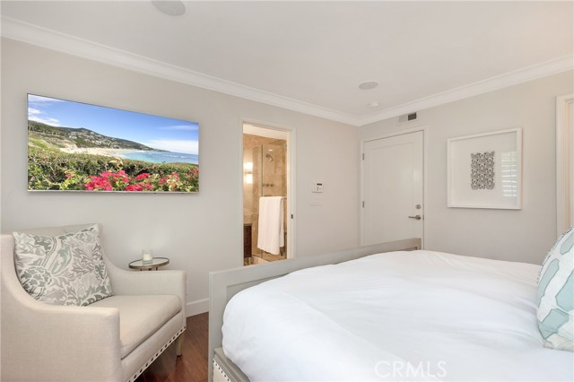 Detail Gallery Image 18 of 27 For 2897 Chateau Way, Laguna Beach,  CA 92651 - 3 Beds | 2 Baths