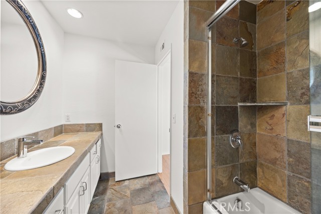 Detail Gallery Image 28 of 31 For 3437 Pinebrook, Costa Mesa,  CA 92626 - 3 Beds | 2 Baths