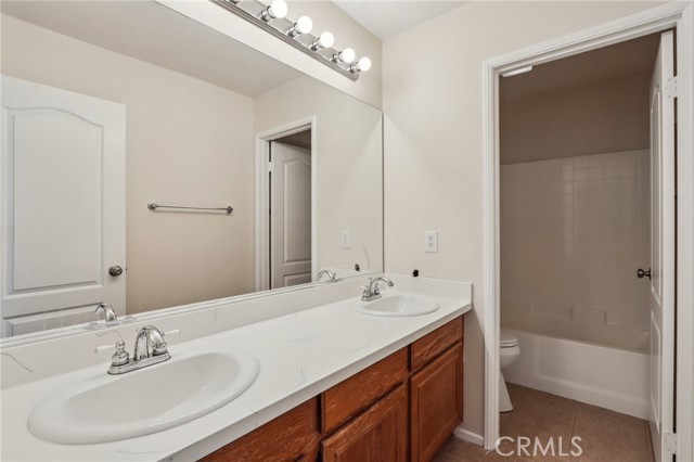 32684 Salvia Circle, Winchester CA: https://media.crmls.org/medias/8539cbf5-7240-4c99-a016-e730002d5556.jpg