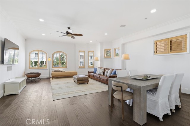 Front Image Thumbnail for CRSR26058618