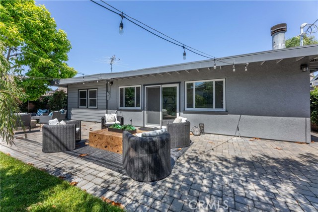2054 Pattiz Avenue, Long Beach CA: https://media.crmls.org/medias/853a456e-cd48-4d68-bcd6-a5be779ee6cb.jpg