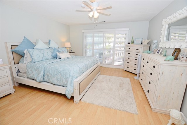 240 Broadway, Redondo Beach, California 90277, 3 Bedrooms Bedrooms, ,1 BathroomBathrooms,Residential,Sold,Broadway,SB17033928