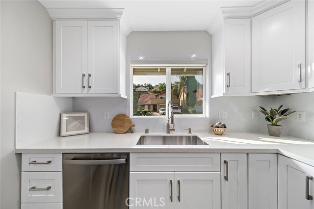 Detail Gallery Image 29 of 38 For 2720 E Melissa St, West Covina,  CA 91792 - 5 Beds | 3 Baths