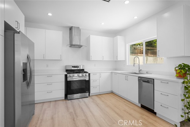 1437 Ardmore Avenue, Glendale CA: https://media.crmls.org/medias/853bede0-06db-44f5-bc73-a60980850553.jpg