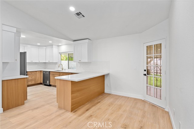 343 W Orchard Street, Rialto CA: https://media.crmls.org/medias/853c0ba9-d8d6-4859-bb8c-b0a37c78a84d.jpg