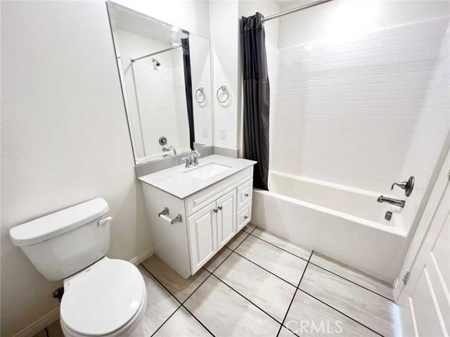 229 Steely, Irvine CA: https://media.crmls.org/medias/853d26a5-8970-4242-8668-ebbc7c07b03e.jpg