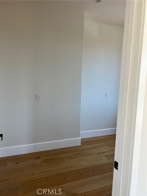 20329 Stagg Street photo 27
