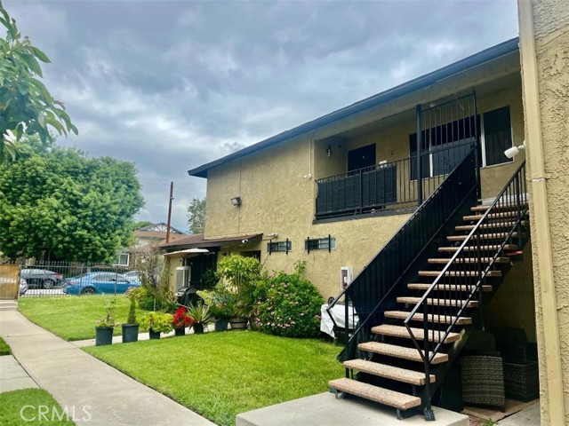 Detail Gallery Image 5 of 26 For 2195 E 19th St, San Bernardino,  CA 92404 - – Beds | – Baths