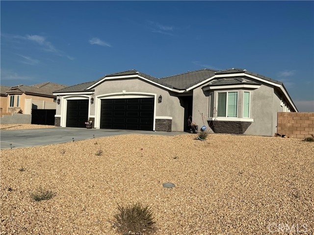 7262 Dayton Avenue, Hesperia CA: https://media.crmls.org/medias/85409ca2-b9f6-4c1d-9cc7-904a799a66d8.jpg