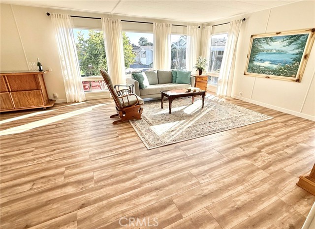 MLS #OC25236351 image #34