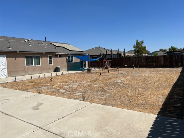 2127 Tule River Avenue, Corcoran CA: https://media.crmls.org/medias/8541ca41-761f-431d-af22-2cc3850e5e3d.jpg