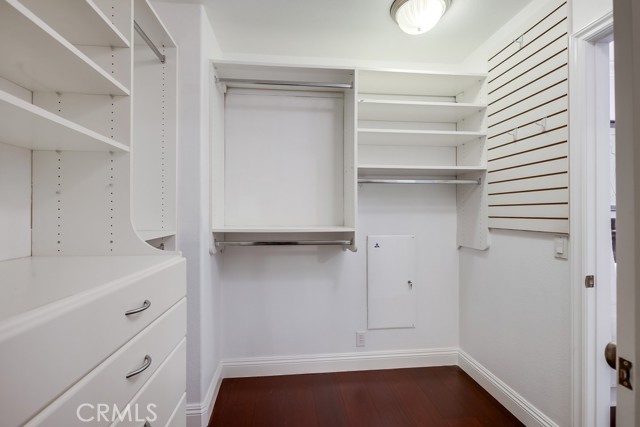 2569 Bungalow Place, Corona del Mar CA: https://media.crmls.org/medias/8541e1fb-5732-458d-8f6a-4f80b7f7926f.jpg