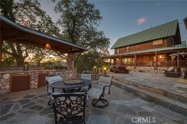 Detail Gallery Image 44 of 68 For 12755 Rusty Spur Ln, Clovis,  CA 93619 - 5 Beds | 4/1 Baths