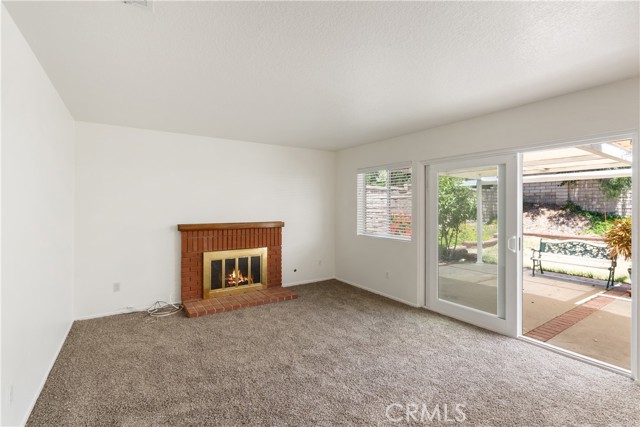 Detail Gallery Image 19 of 47 For 21965 Jeffers Ln, Saugus,  CA 91350 - 5 Beds | 3 Baths