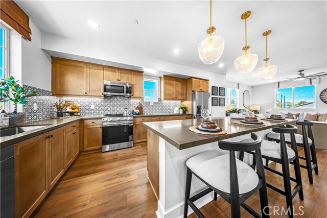 Front Image Thumbnail for CRSR25250624