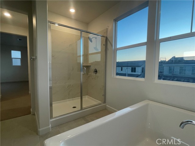 Detail Gallery Image 11 of 24 For 115 Metz, Oceanside,  CA 92057 - 4 Beds | 2/1 Baths