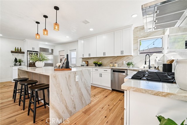 Detail Gallery Image 20 of 58 For 8454 Naylor Ave, Los Angeles,  CA 90045 - 3 Beds | 2 Baths