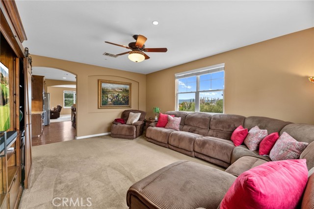 Detail Gallery Image 25 of 71 For 30865 via Norte, Temecula,  CA 92591 - 5 Beds | 4/1 Baths