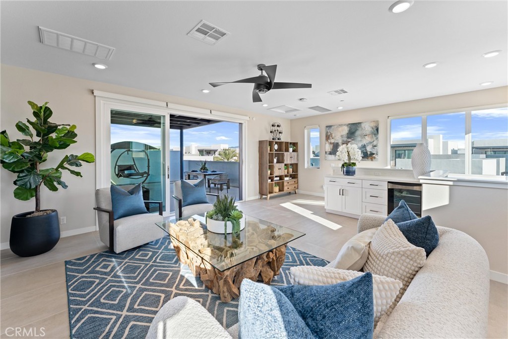 85463Ad6 6417 40Be 8C38 6Ae7F3E87D62 419 Transport, Tustin, Ca 92782 &Lt;Span Style='BackgroundColor:transparent;Padding:0Px;'&Gt; &Lt;Small&Gt; &Lt;I&Gt; &Lt;/I&Gt; &Lt;/Small&Gt;&Lt;/Span&Gt;