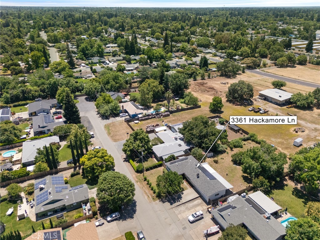 https://media.crmls.org/medias/85465a6b-0bf9-496c-9be7-cf9b220f8008.jpg?preset=X-Large