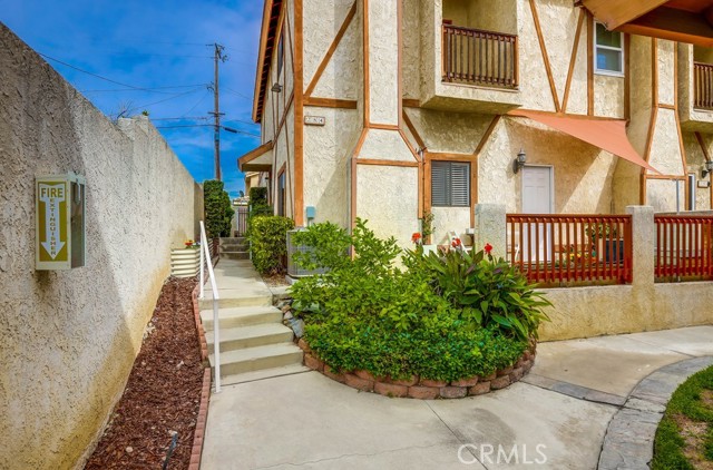 Detail Gallery Image 42 of 42 For 284 Laurel Ave #5,  Brea,  CA 92821 - 2 Beds | 1/1 Baths