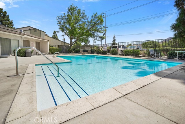 15218 Campus Park Drive, Moorpark CA: https://media.crmls.org/medias/8547d64c-cb7a-44e4-acf5-98f5c9a7bbe4.jpg