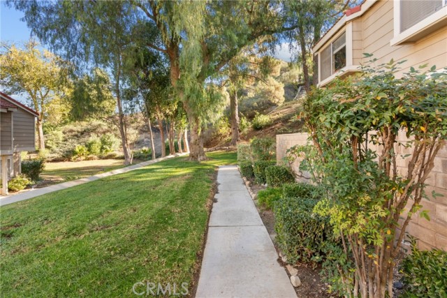 Detail Gallery Image 5 of 43 For 31363 the Old Road, Castaic,  CA 91384 - 3 Beds | 2/1 Baths