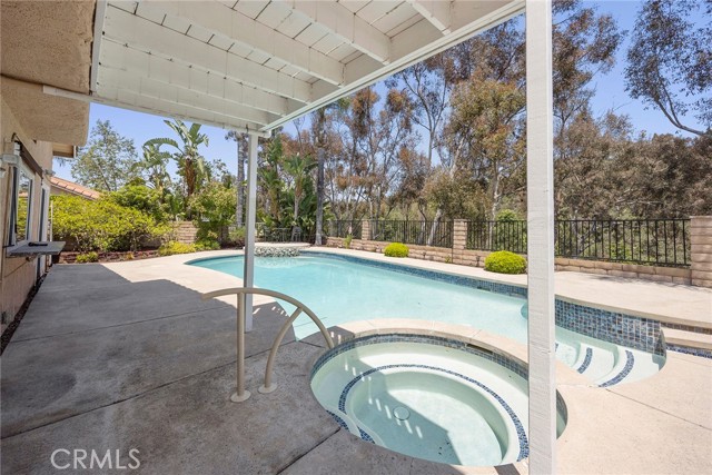 21792 Empanada, Mission Viejo CA: https://media.crmls.org/medias/85493549-e7b8-45b5-ac90-c55124401091.jpg
