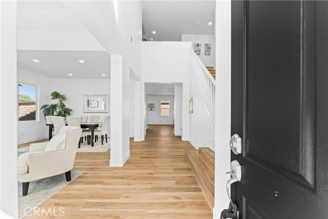 Detail Gallery Image 5 of 69 For 37920 Pisces Cir, Palmdale,  CA 93552 - 5 Beds | 4 Baths