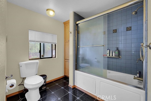 Detail Gallery Image 4 of 70 For 11595 Miller Peak, Oroville,  CA 95965 - 3 Beds | 2 Baths