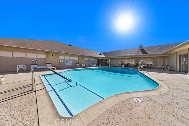 1895 W Devonshire Avenue, Hemet CA: https://media.crmls.org/medias/854a43c6-0616-4e7a-84b9-fc842d36ff47.jpg