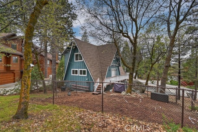 Detail Gallery Image 41 of 41 For 795 Bishorn, Lake Arrowhead,  CA 92352 - 3 Beds | 3 Baths