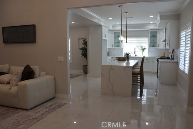 Detail Gallery Image 18 of 69 For 9103 Wystone Ave, Northridge,  CA 91324 - 4 Beds | 3 Baths