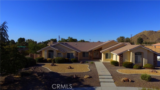 19640 Yanan Road, Apple Valley, California 92307, 4 Bedrooms Bedrooms, ,2 BathroomsBathrooms,Residential,For Sale,19640 Yanan Road,CRHD24211099