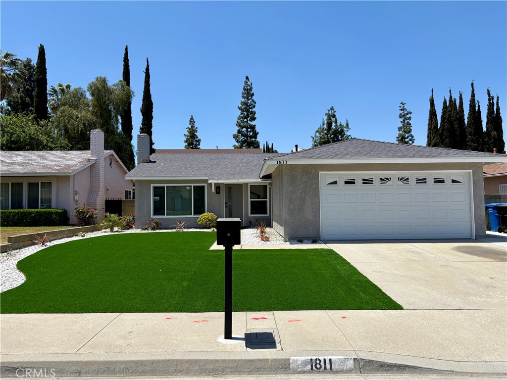 1811 Nausika Avenue