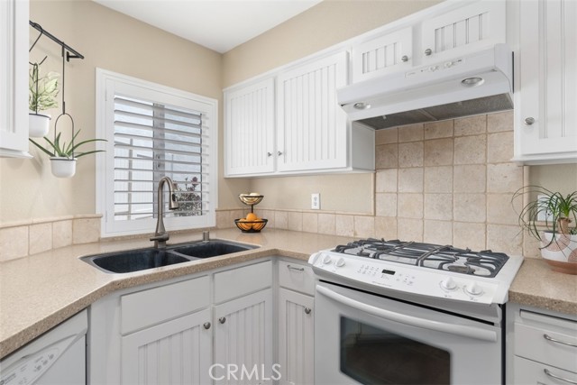 Detail Gallery Image 14 of 46 For 620 via Umbroso, San Clemente,  CA 92672 - 2 Beds | 2 Baths