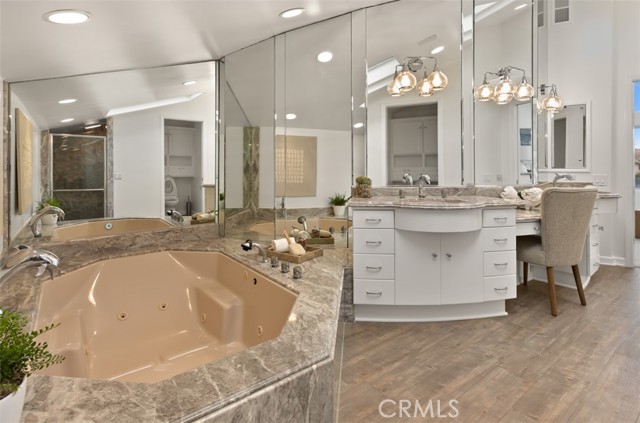 16201 Santa Barbara Lane, Huntington Beach CA: https://media.crmls.org/medias/854d3546-ea67-4088-8caf-e4a7a9c035a2.jpg